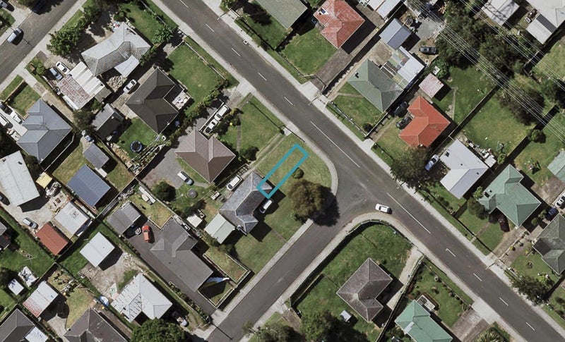 13B Everitt Road, Ōtara, Auckland - Carousel 1