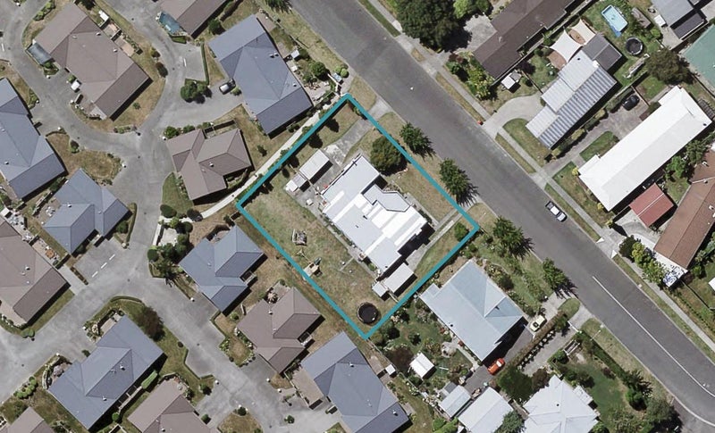 1235 Louie Street, Parkvale, Hastings - Carousel 1