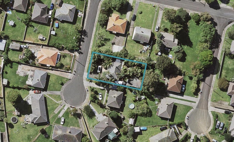 1 Sollum Road, Panmure, Auckland - Carousel 1
