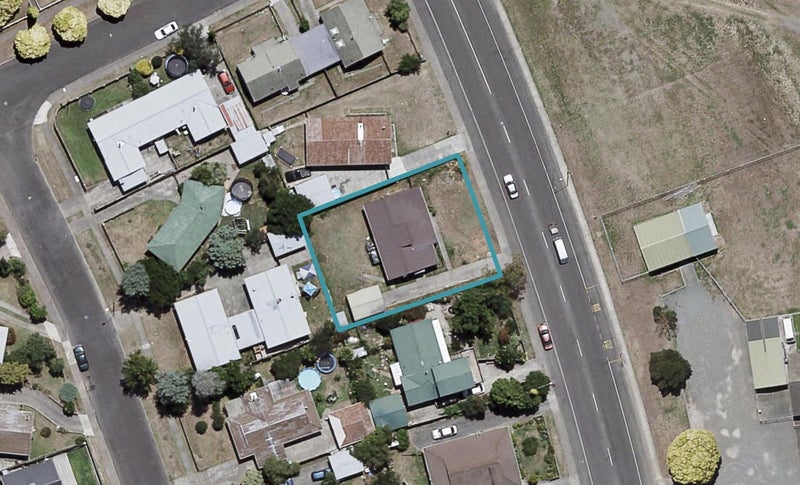 67 Caernarvon Drive, Flaxmere, Hastings - Carousel 1