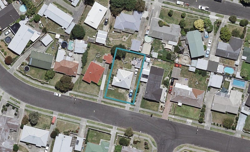 18 Ranfurly Street, Tamatea, Napier - Carousel 1