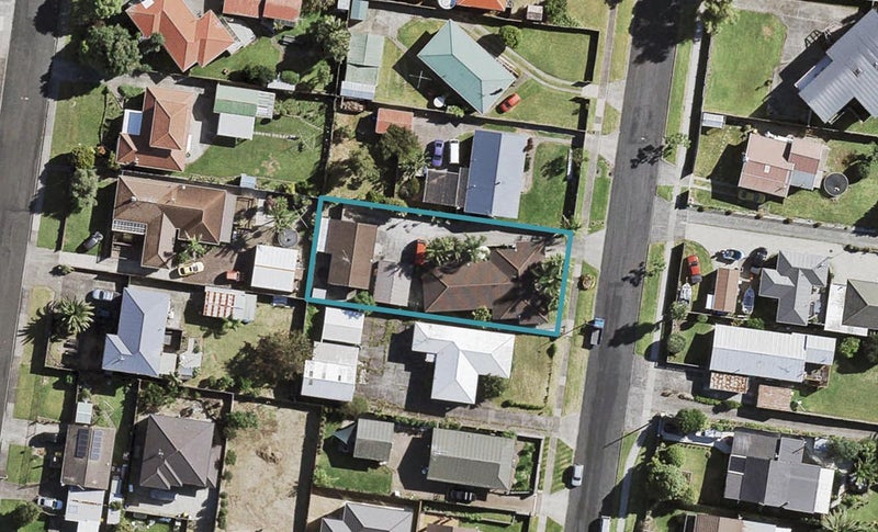 41 Evans Road, Weymouth, Auckland - Carousel 1