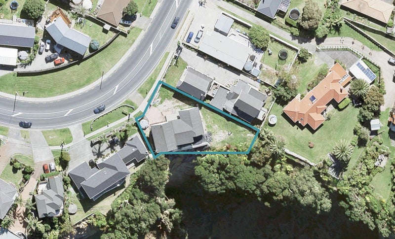 831 Whangaparaoa Road, Manly, Whangaparaoa - Carousel 1