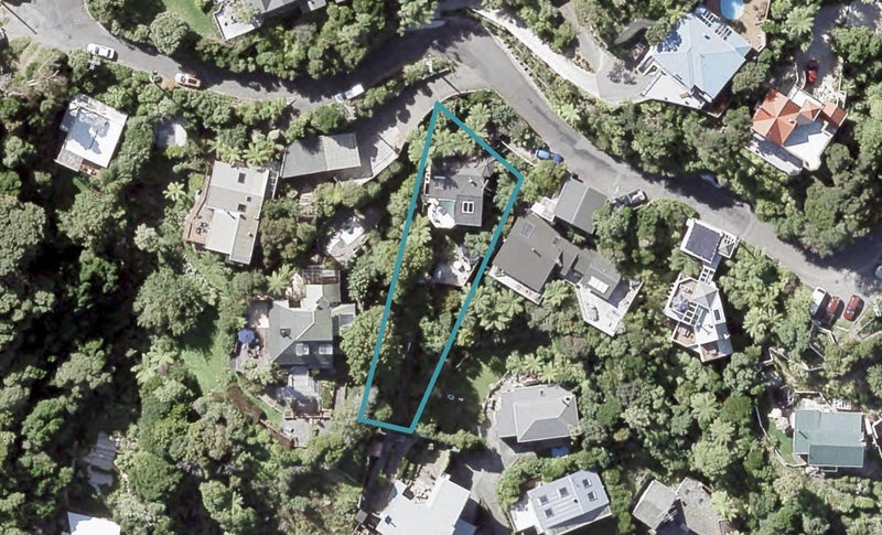 27 Ferry Road, Days Bay, Lower Hutt - Carousel 1