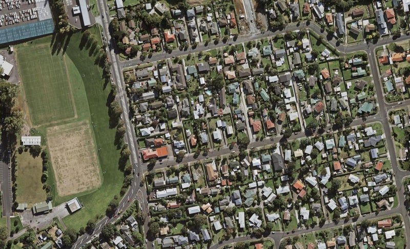 8/12 Camp Road, Mount Wellington, Auckland - Carousel 1