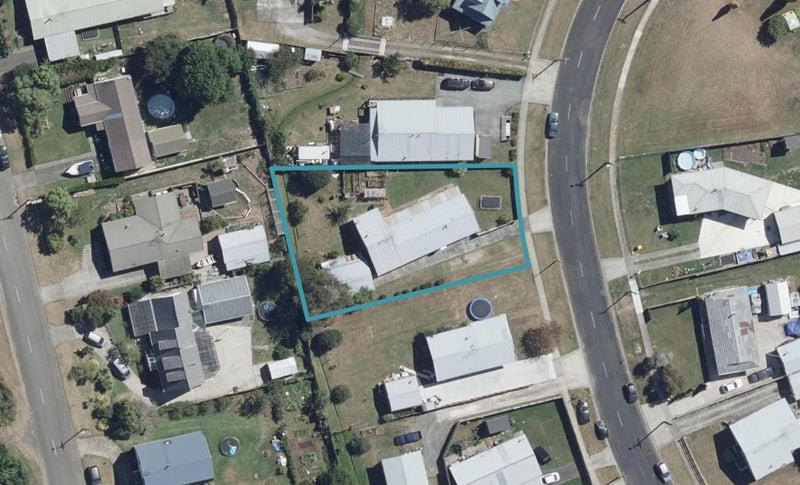 53 McKay Drive, Temple View, Hamilton - Carousel 1