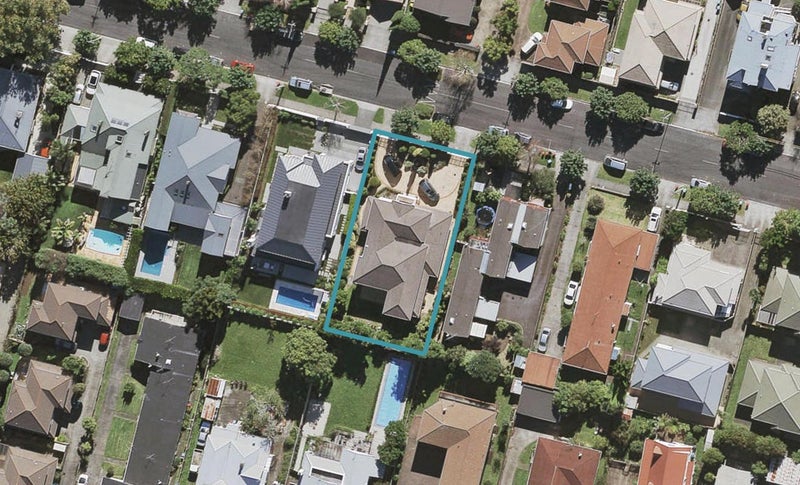 10 King George Avenue, Epsom, Auckland - Carousel 1