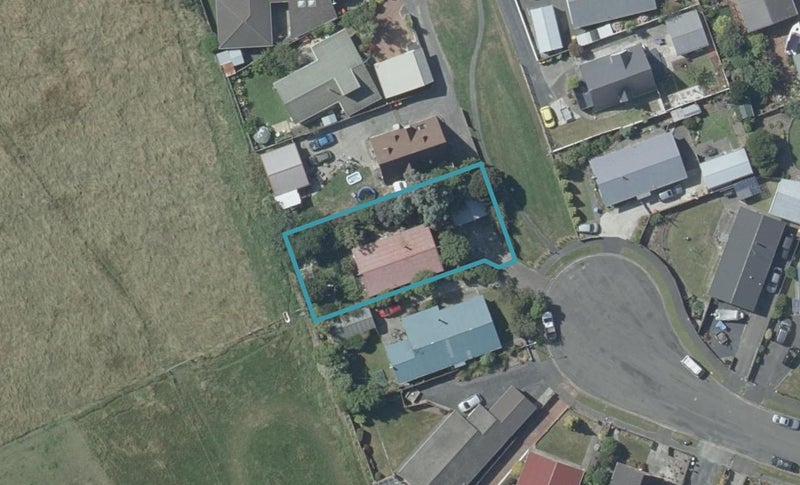 33 Dakota Place, Waldronville, Dunedin - Carousel 1