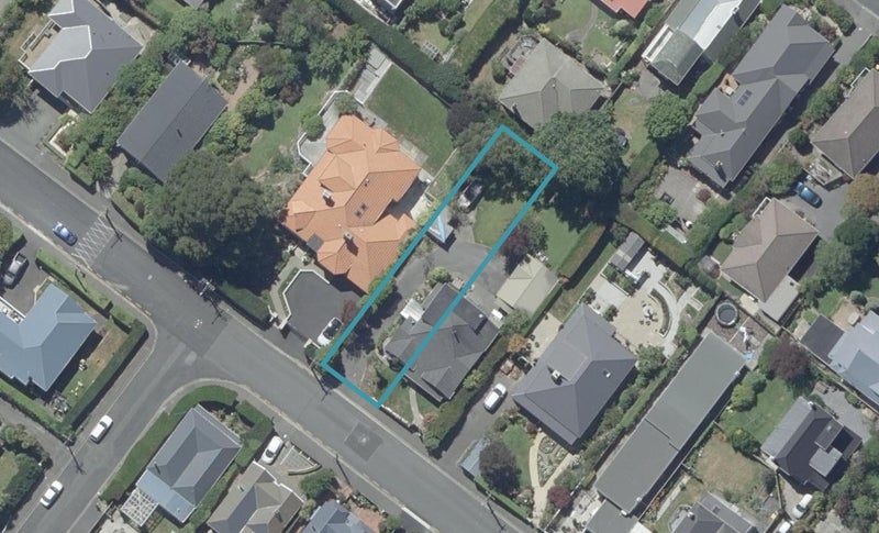 14 Lynn Street, Maori Hill, Dunedin - Carousel 1