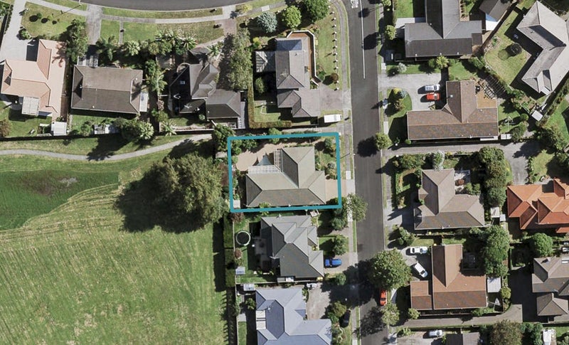 3 Len Garlick Place, Pahurehure, Papakura - Carousel 1