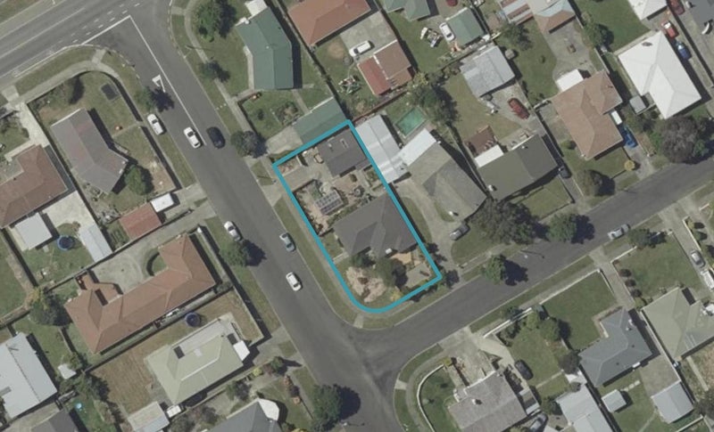 3 Karamea Crescent, Kelvin Grove, Palmerston North - Carousel 1