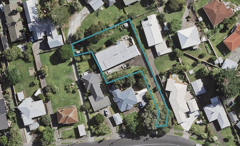 48A Grande Vue Road, Hillpark, Auckland - Carousel 1