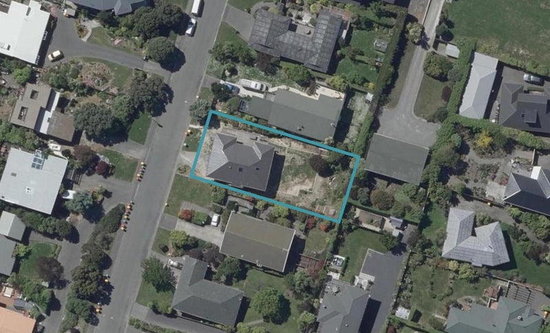 252 Cannon Hill Crescent, Mount Pleasant, Christchurch - Carousel 1