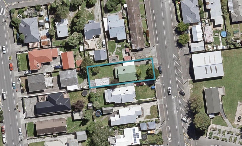 43 Royal Street, Upper Hutt Central, Upper Hutt - Carousel 1