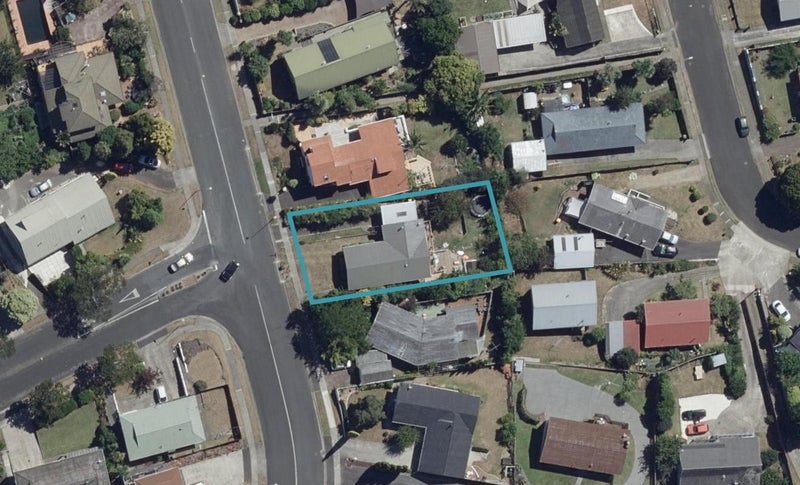 61 Poaka Avenue, Dinsdale, Hamilton - Carousel 1