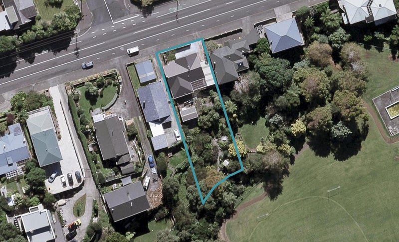371 Saint Aubyn Street, Moturoa, New Plymouth - Carousel 1