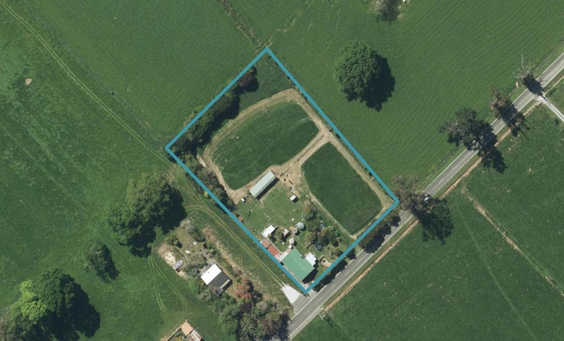 77 Rototai Road, Takaka - Carousel 1