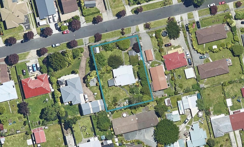 12 Rutland Street, Utuhina, Rotorua - Carousel 1