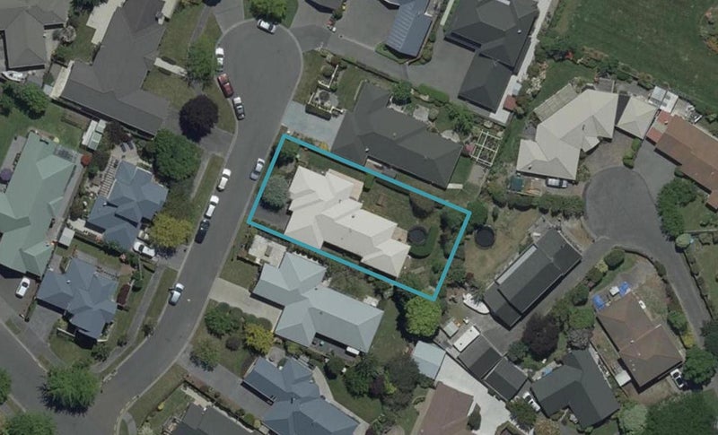 12 Avon Gate, Russley, Christchurch - Carousel 1