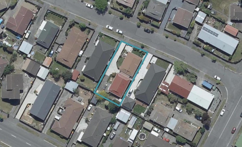 1/5 Tamarisk Place, Parklands, Christchurch - Carousel 1