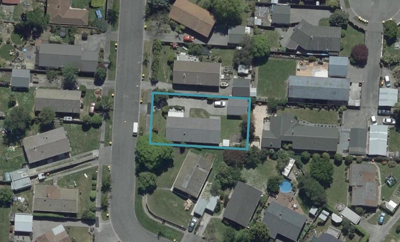 22 Denniston Crescent, Redwood, Christchurch - Carousel 1