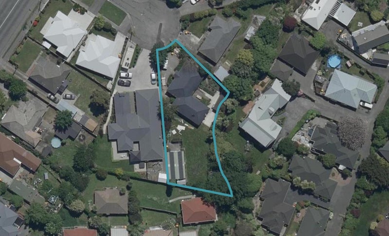 6 Sealy Place, Bryndwr, Christchurch - Carousel 1