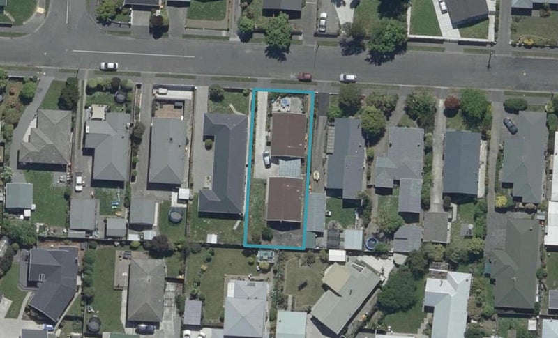 2/21 Rossiter Avenue, Redwood, Christchurch - Carousel 1
