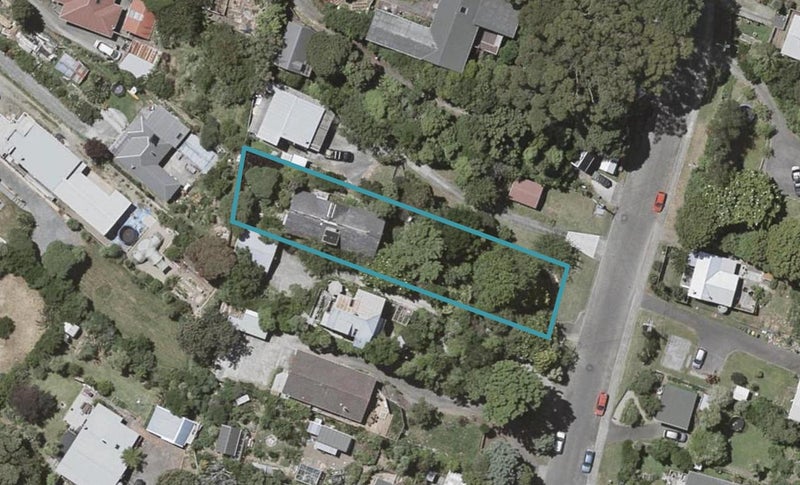 15 Clunie Avenue, Raumati South, Paraparaumu - Carousel 1