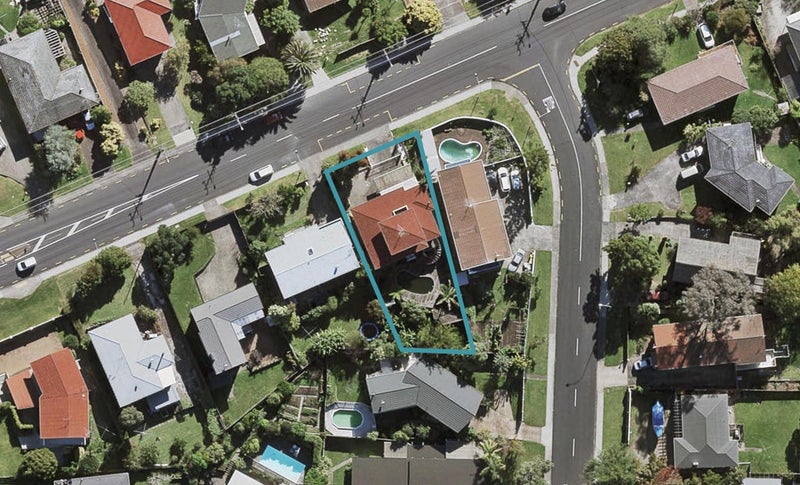 149 Coronation Road, Hillcrest, Auckland - Carousel 1