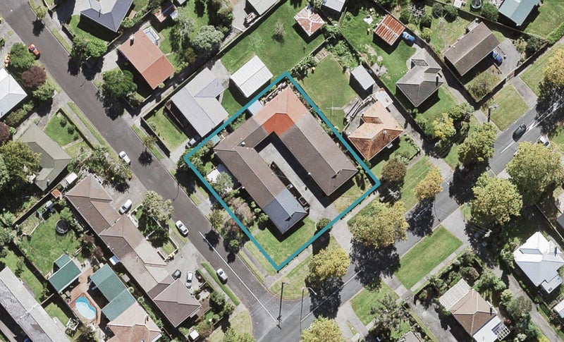 4/13 Seabrook Avenue, New Lynn, Auckland - Carousel 1