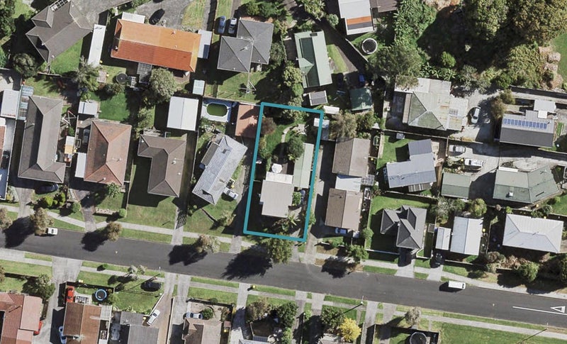 5 Waimai Avenue, Weymouth, Auckland - Carousel 1