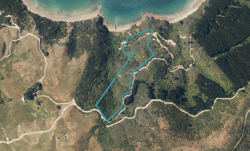 0 Admiralty Bay, Admiralty Bay, French Pass - Carousel 1
