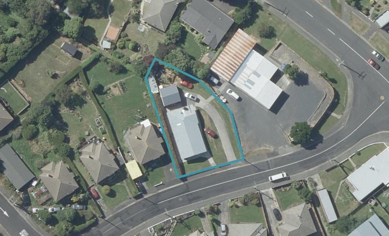 8 Columba Avenue, Calton Hill, Dunedin - Carousel 1
