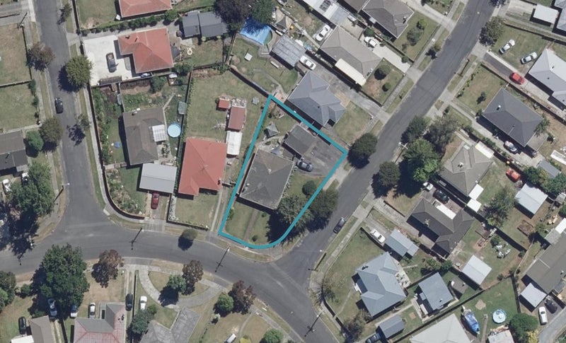 61 Shakespeare Avenue, Enderley, Hamilton - Carousel 1