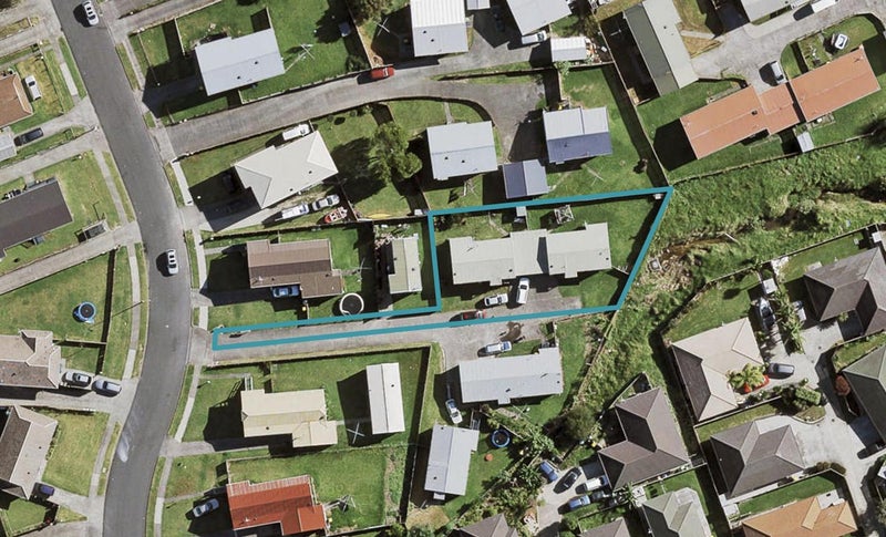 9 Hanford Place, Clendon Park, Auckland - Carousel 1