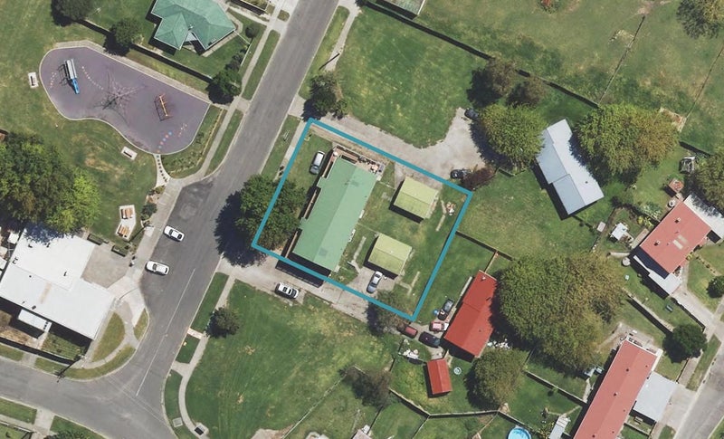 2228 London Street, KAITI, GISBORNE - Carousel 1