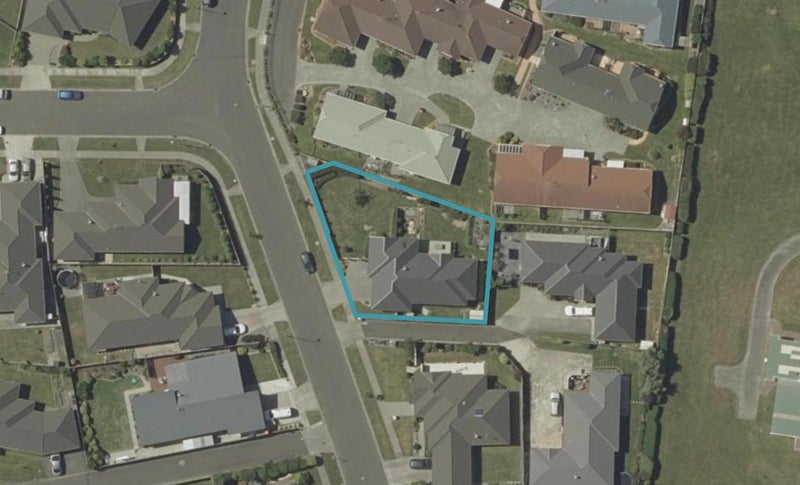 31 Tennyson Avenue, Kelvin Grove, Palmerston North - Carousel 1