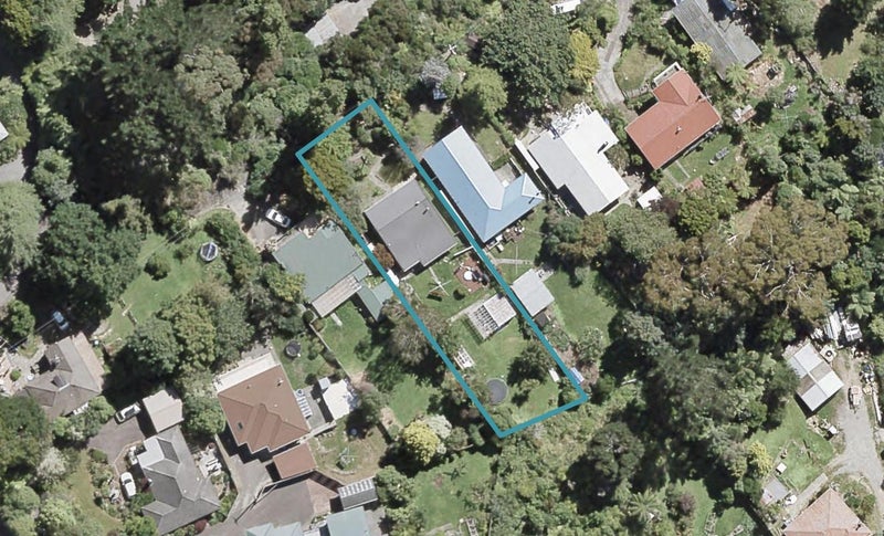 17 Winchester Avenue, Pinehaven, Upper Hutt - Carousel 1