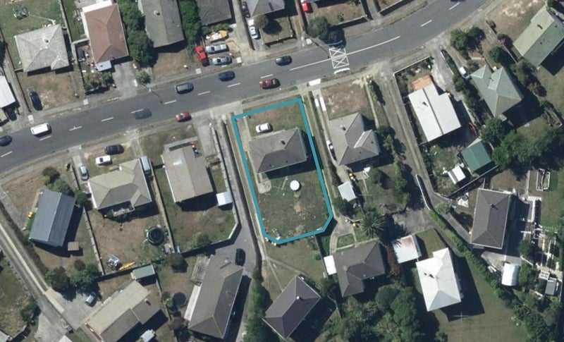 35 Takapuwahia Drive, Takapuwahia, Porirua - Carousel 1