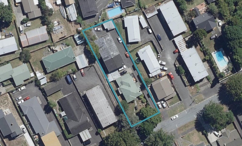 13D Stanley Street, Claudelands, Hamilton - Carousel 1