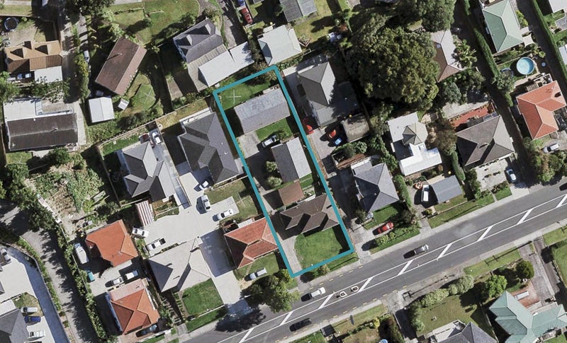 1/14 Orams Road, Hillpark, Auckland - Carousel 1