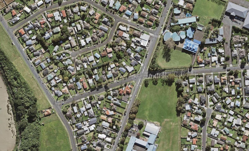 63 Miller Road, Mangere Bridge, Auckland - Carousel 1