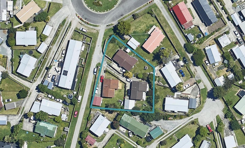 21B Lyn Grove, Papamoa Beach, Papamoa - Carousel 1
