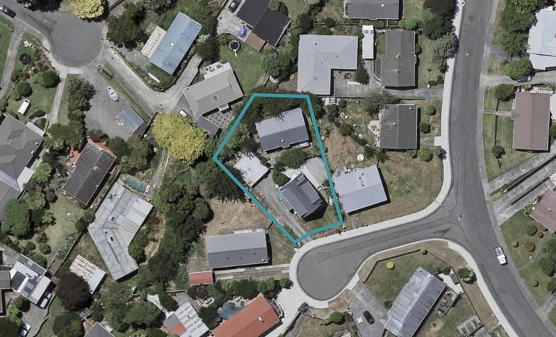 26 Manawa Avenue, Raumati Beach, Paraparaumu - Carousel 1