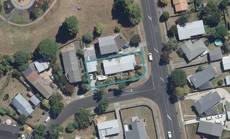27 Ashurst Avenue, Pukete, Hamilton - Carousel 1