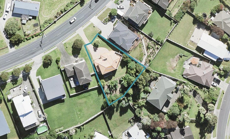 1179 Whangaparaoa Road, Gulf Harbour, Whangaparaoa - Carousel 1
