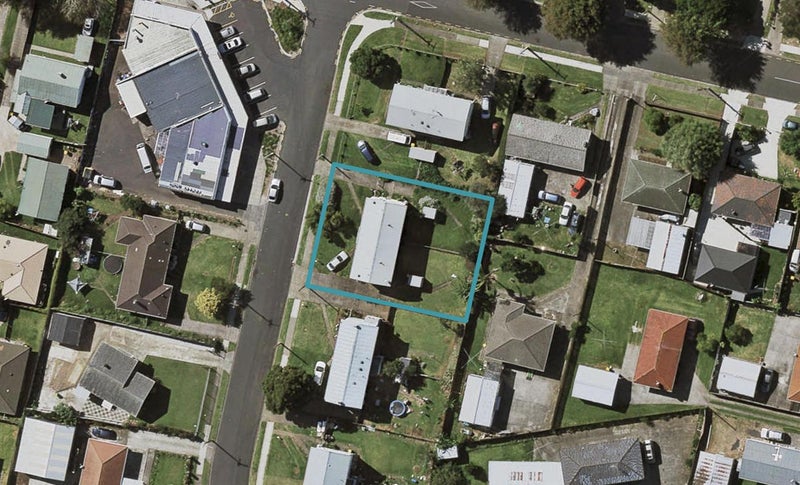 4 Piako Street, Ōtara, Auckland - Carousel 1