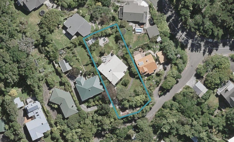 4 Onehuka Road, Tirohanga, Lower Hutt - Carousel 1