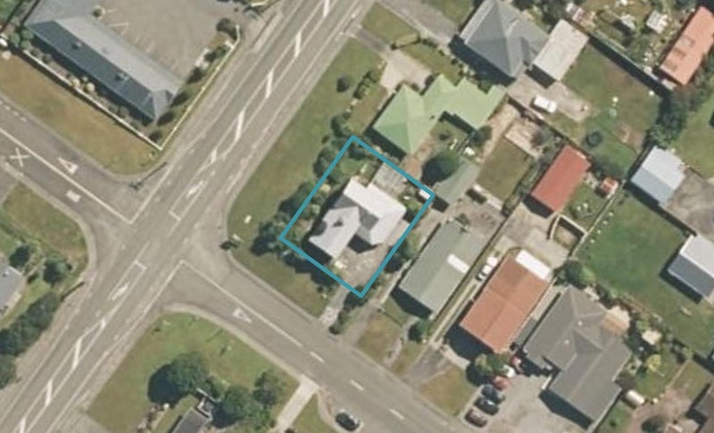 186 Fitzherbert Street, Hokitika - Carousel 1