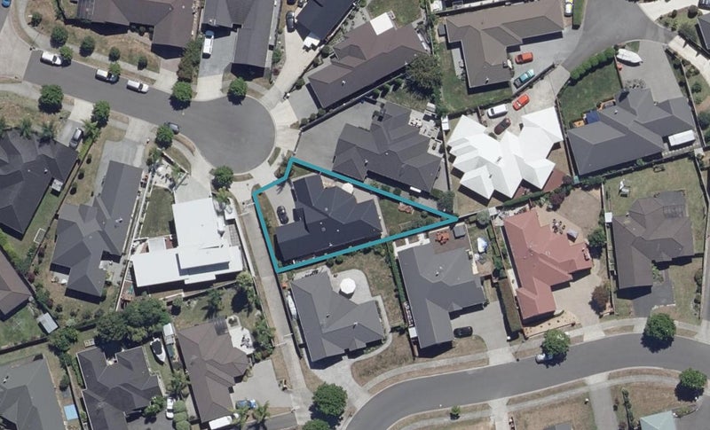 8 Kinnaird Place, Huntington, Hamilton - Carousel 1